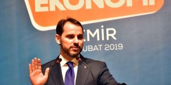 Bakan Albayrak: "Faizlerdeki düşüş devam edecek."